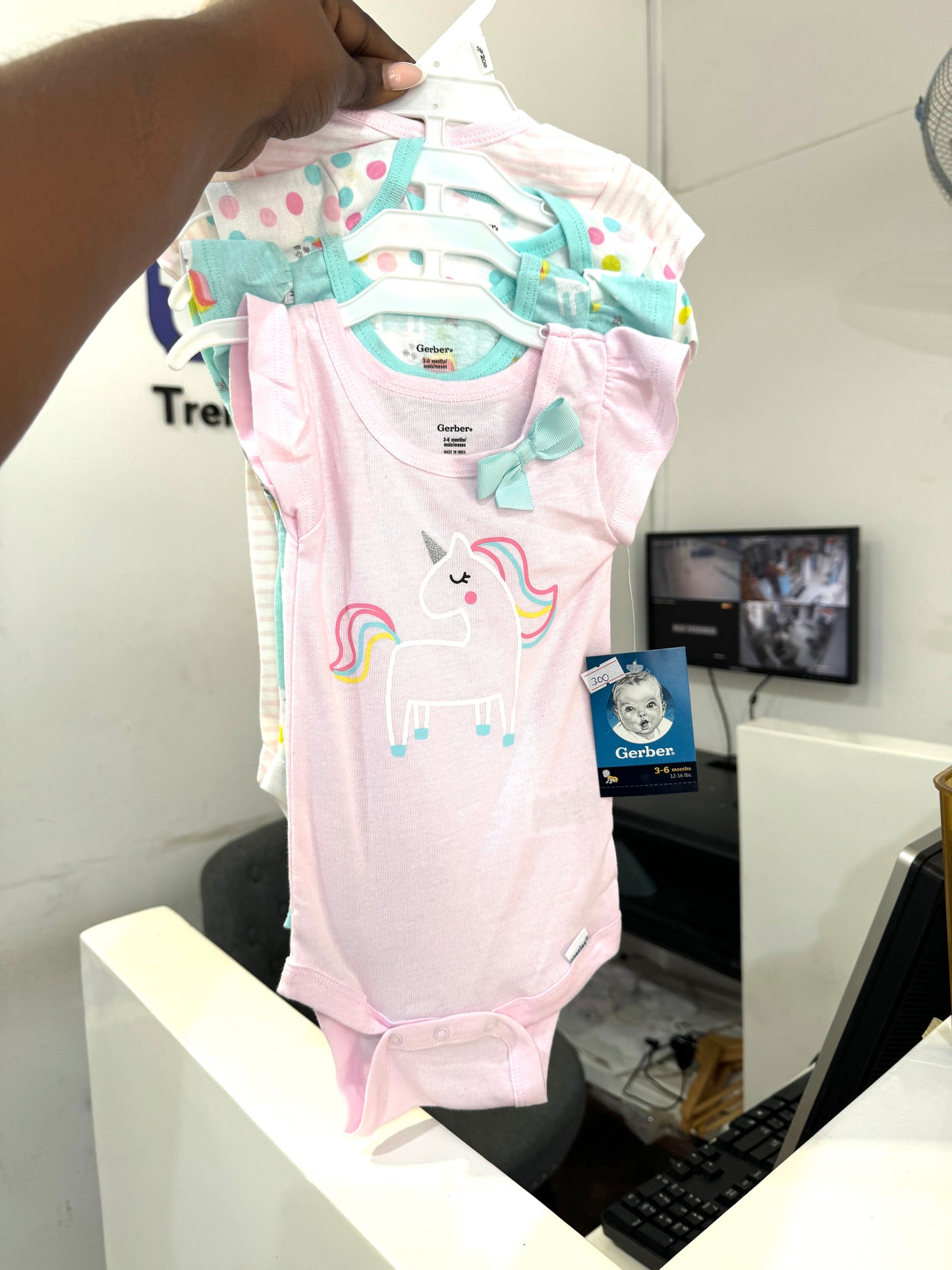 Gerber Unicorn 4-pack Onesies