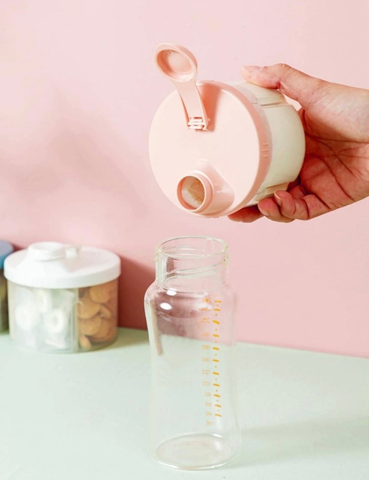 Baby Formula Dispenser